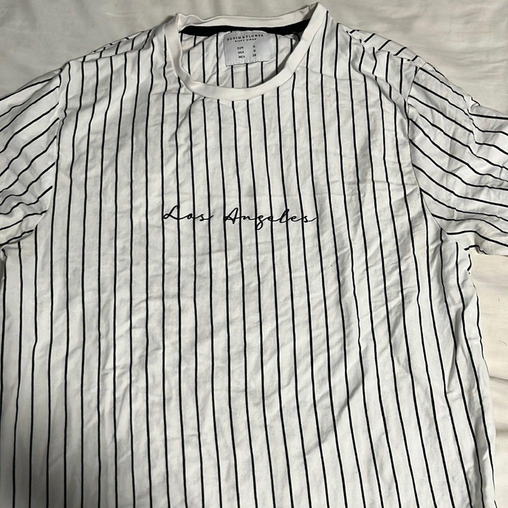 Small Los Angeles T-shiry